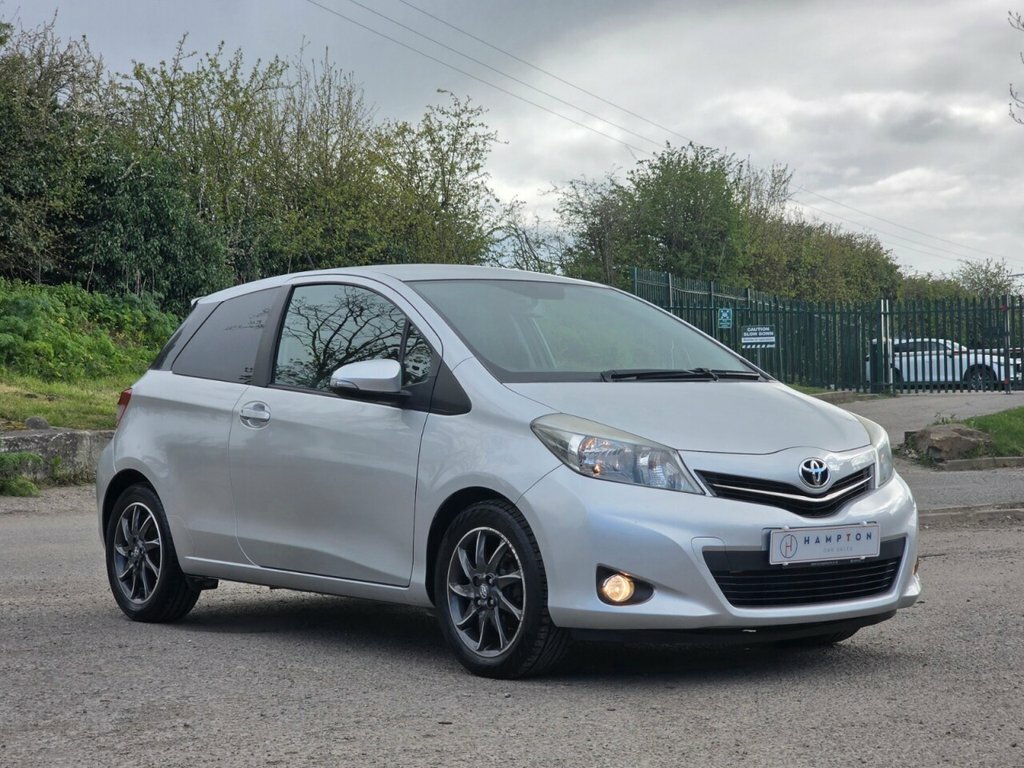 Toyota Yaris 1.3L Trend Silver