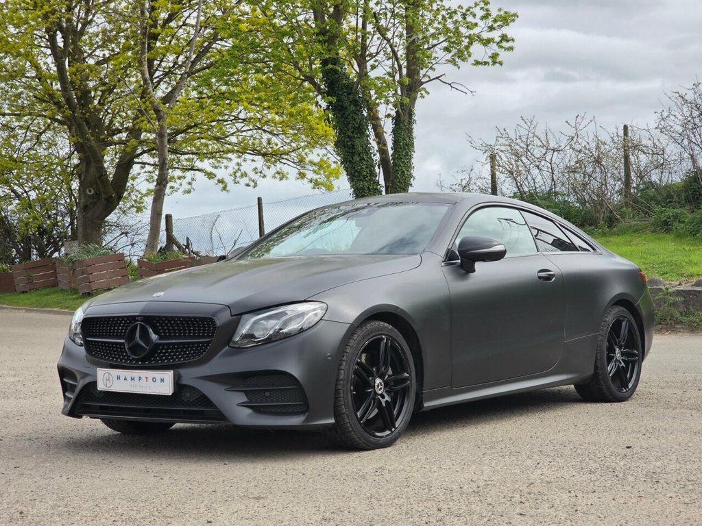Mercedes-Benz E Class Coupe BV19WOY Red #5