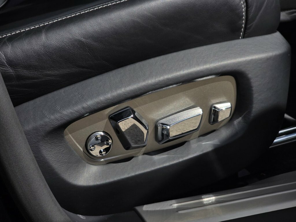 Rolls-Royce Ghost V12 Ewb White #38