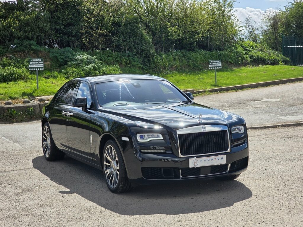 Rolls-Royce Ghost Saloon Black #2