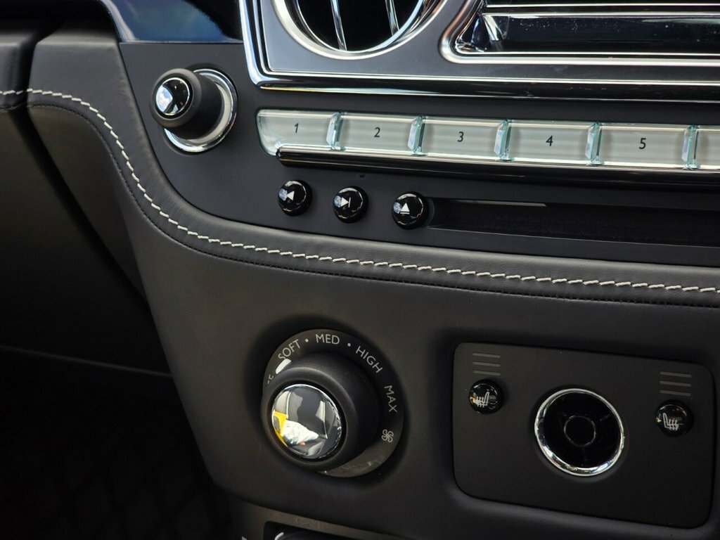 Rolls-Royce Ghost V12 Ewb White #42