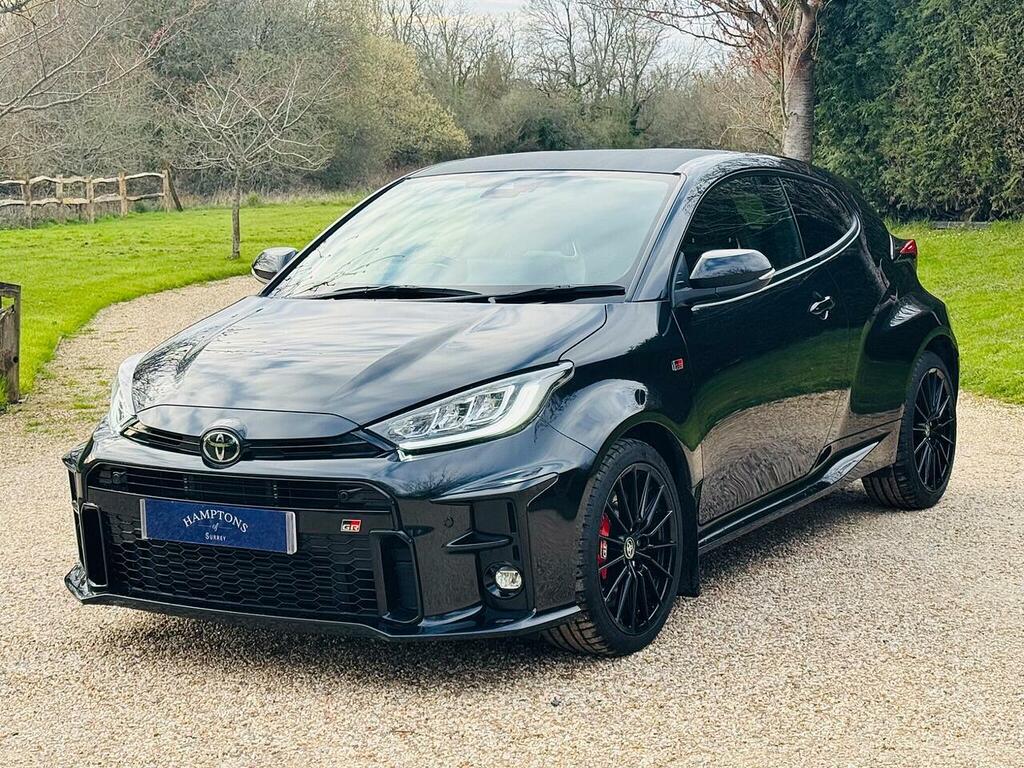 Toyota Yaris 1.6T Gr Convenience Awd Euro 6 AX21CKG Black #3