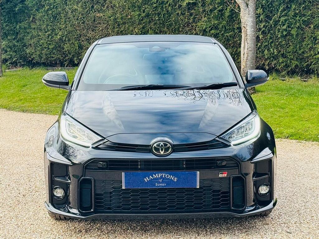 Toyota Yaris 1.6T Gr Convenience Awd Euro 6 AX21CKG Black #2