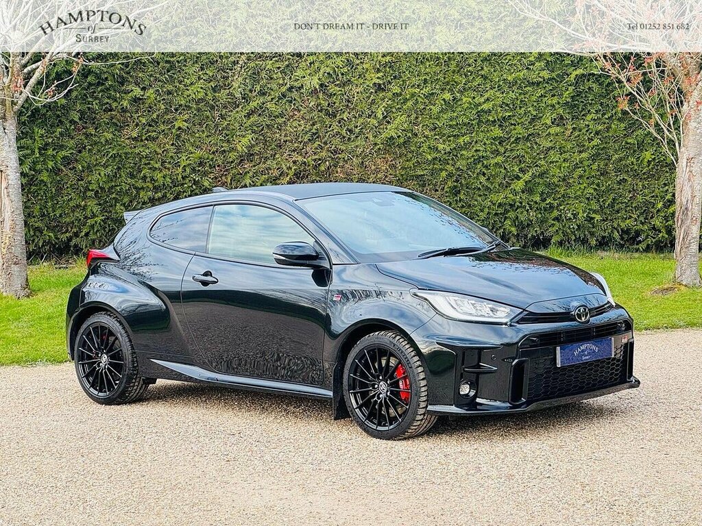 Toyota Yaris 1.6T Gr Convenience Awd Euro 6 Black