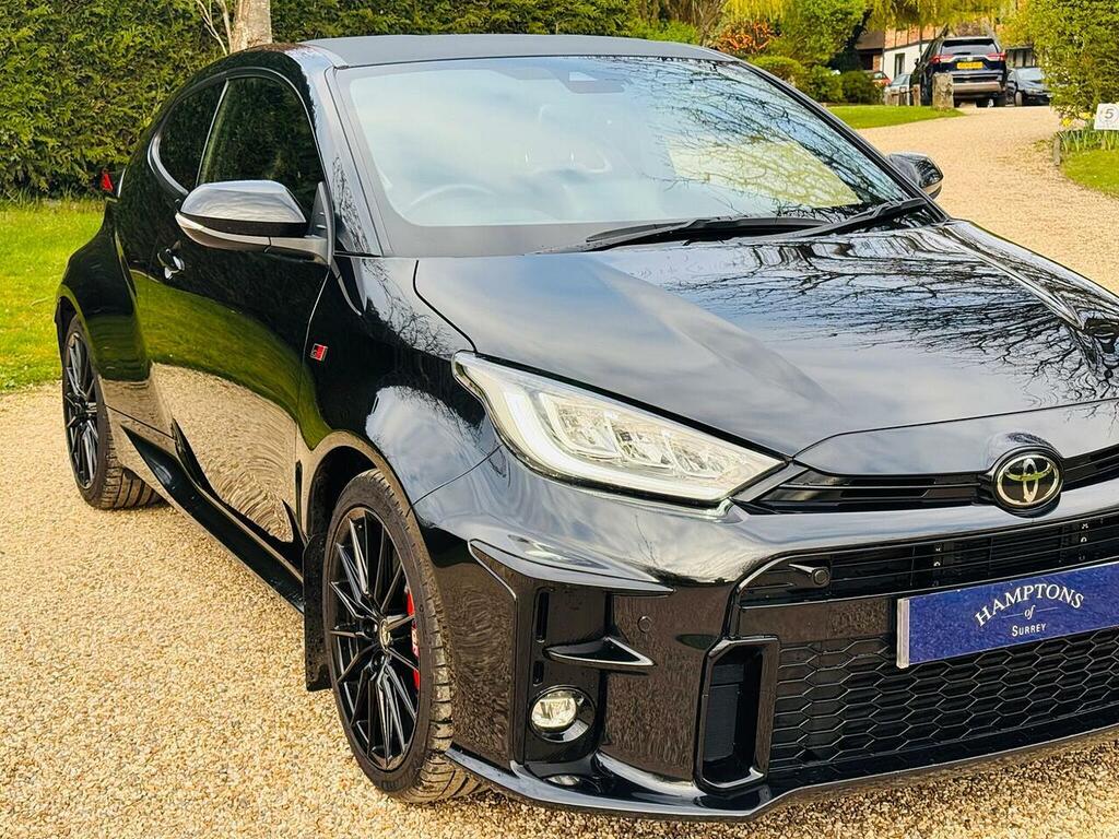 Toyota Yaris 1.6T Gr Convenience Awd Euro 6 AX21CKG Black #6