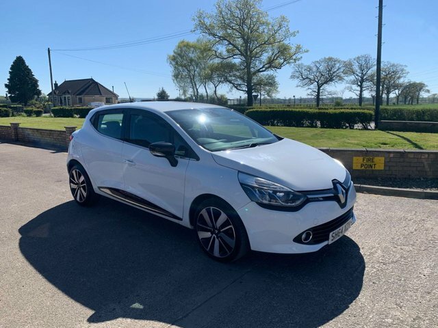 Renault Clio 1.5 Dci Dynamique S Medianav Hatchback SH64XZV White #3