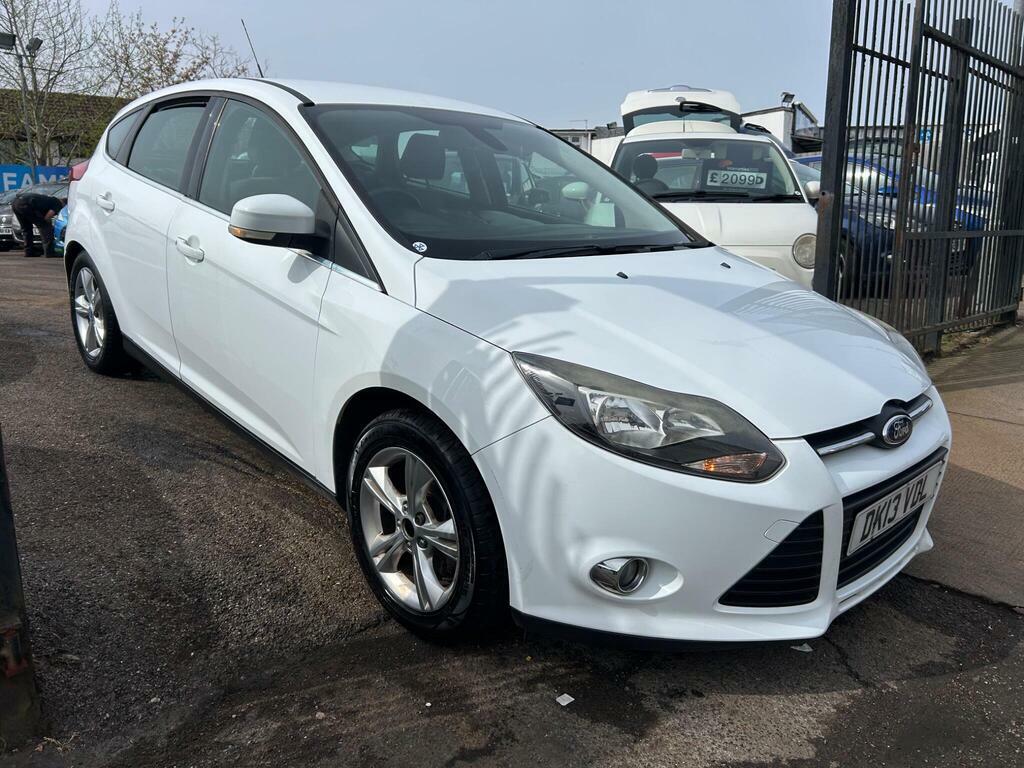 Ford Focus 1.6 Zetec Euro 5 DK13VDL White #3