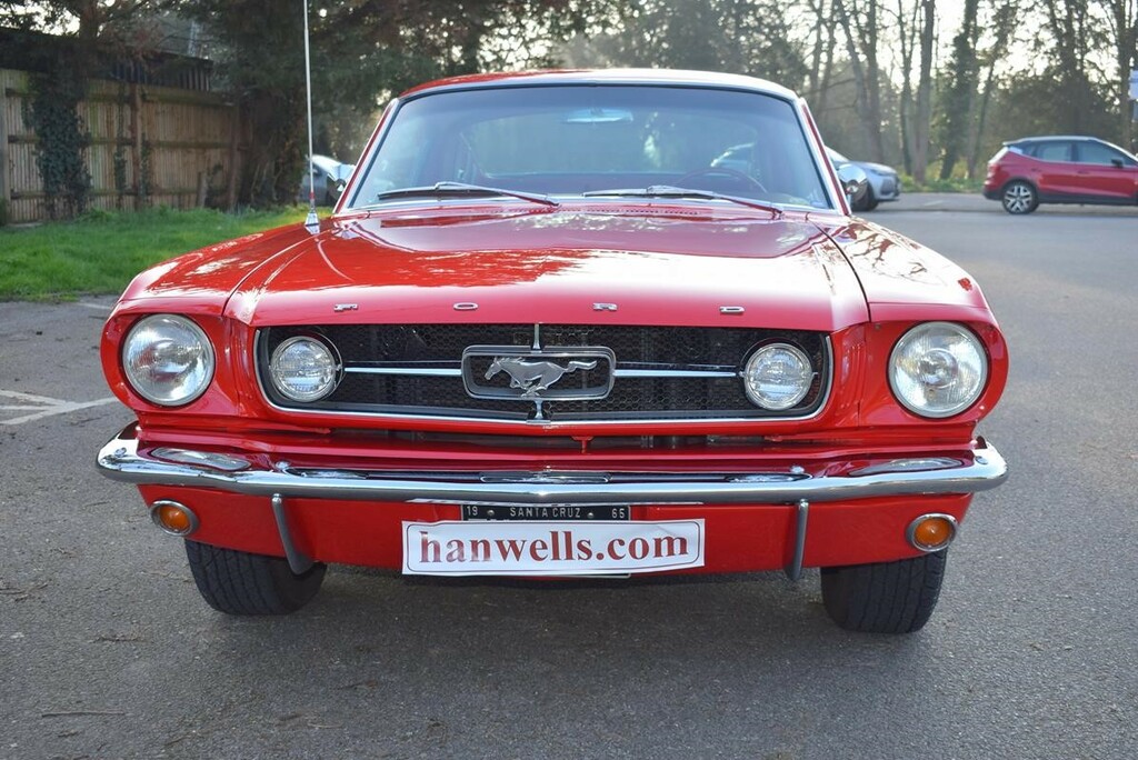 Ford Mustang Fastback 289 V8 #2