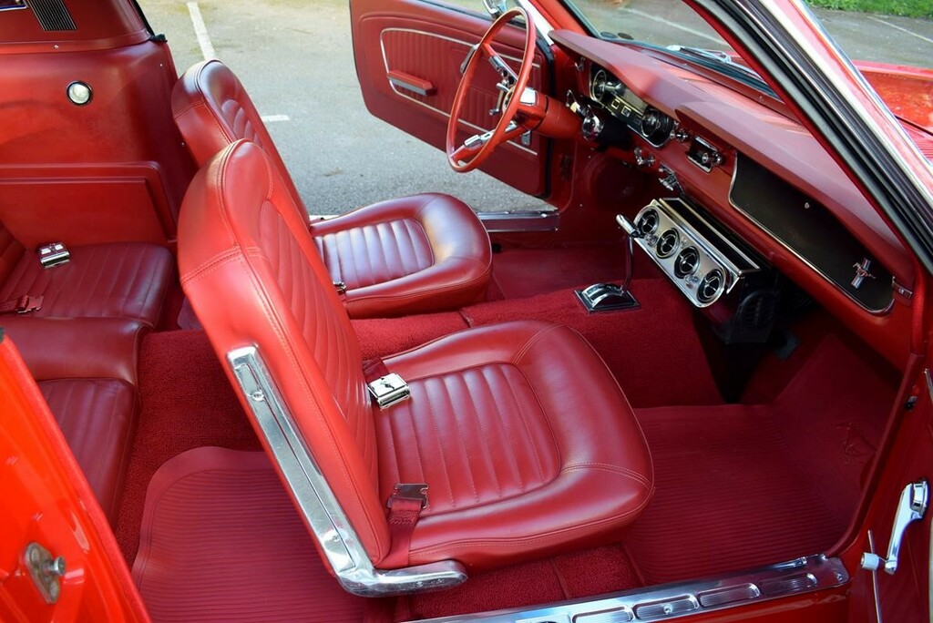 Ford Mustang Fastback 289 V8 #3