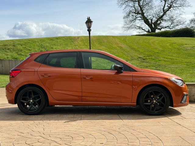 Seat Ibiza 2020 1.0 Tsi Fr Hatchback Euro 6 GX70XUU Orange #3