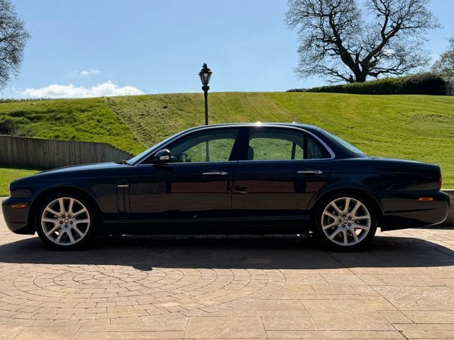Jaguar XJ 2009 3.0 V6 Sovereign Saloon Blue #4