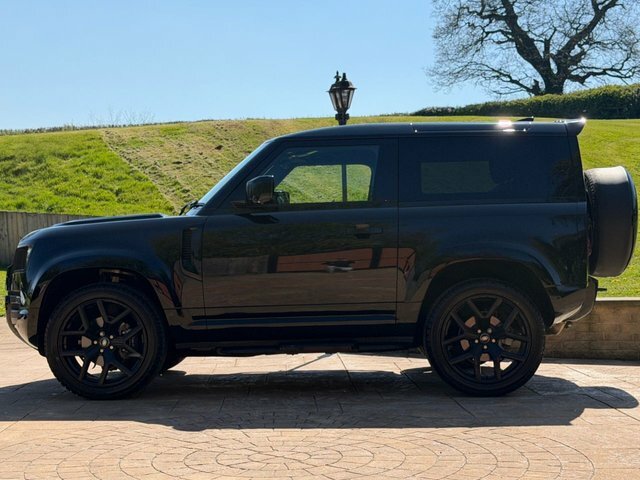 Land Rover Defender 2024 3.0 D250 Mhev X-dynamic Hse Suv Au LD74OCM Black #4