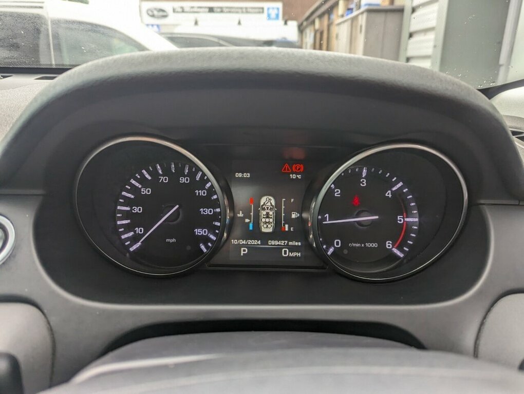 Land Rover Discovery Sport 2.2L Sd4 Hse WG65FVK Red #3