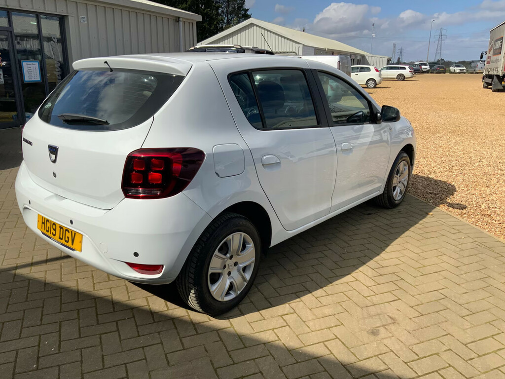 Dacia Sandero 1.0 Sce Comfort Hatchback HG19DGV White #5