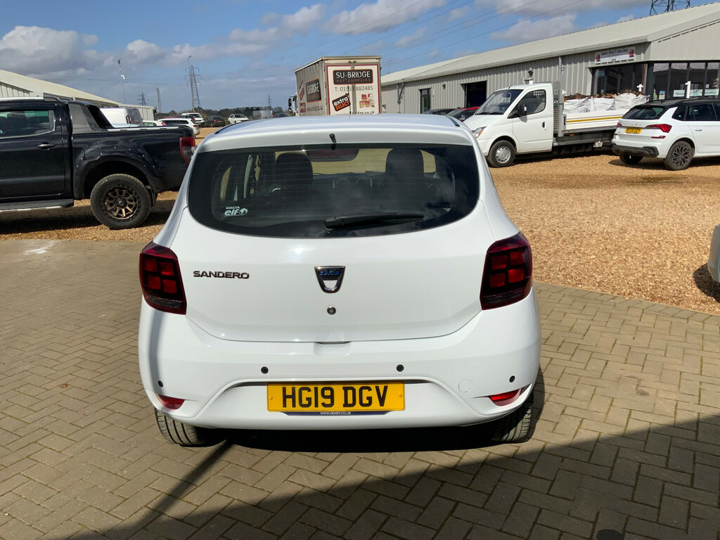 Dacia Sandero 1.0 Sce Comfort Hatchback HG19DGV White #4