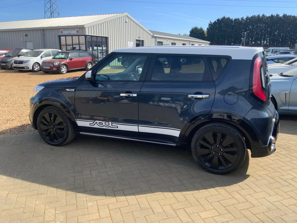 Kia Soul 1.6 Crdi Mixx Hatchback Blue #2