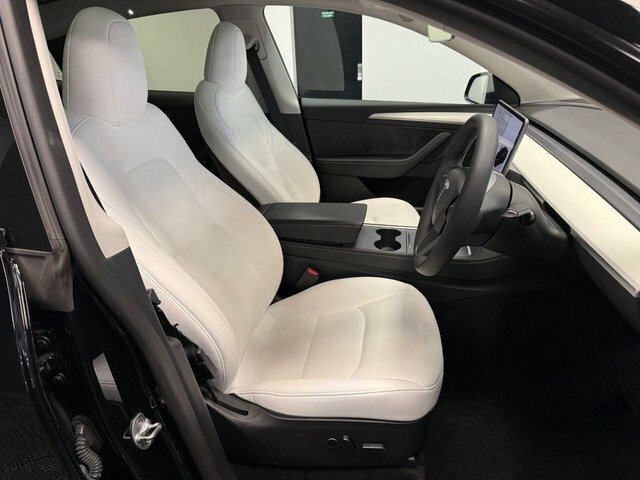 Tesla Model Y Dual Motor Long Range Suv 4Wde AJ71VFR Black #4