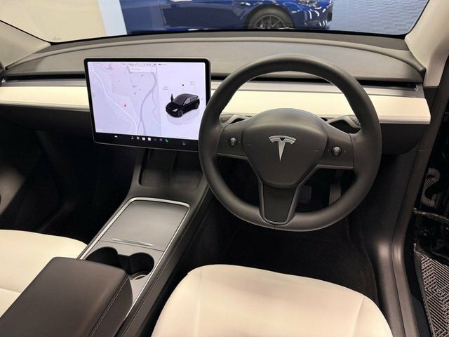 Tesla Model Y Dual Motor Long Range Suv 4Wde AJ71VFR Black #5