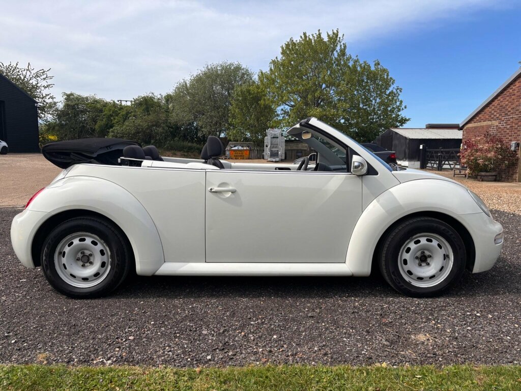 Volkswagen Beetle 1.4 16V Cabriolet Euro 4 75 Ps HC04ATN White #5