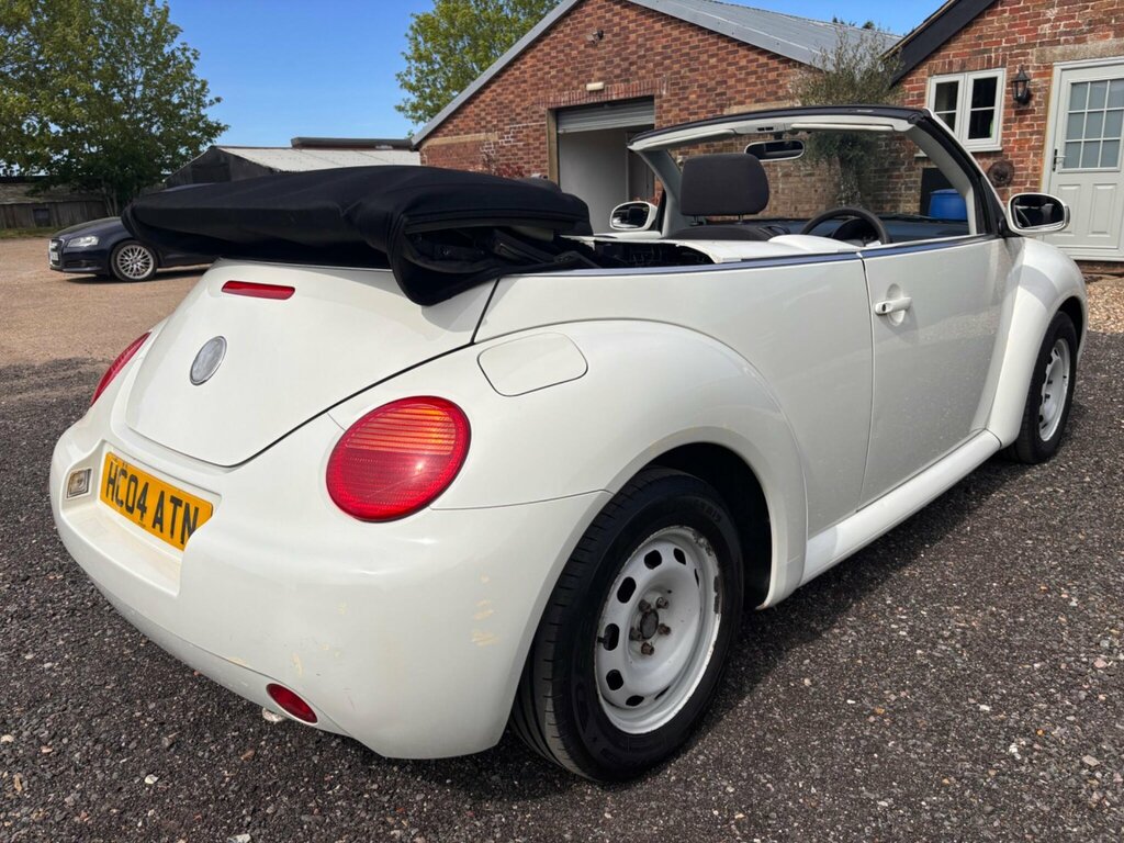 Volkswagen Beetle 1.4 16V Cabriolet Euro 4 75 Ps HC04ATN White #6