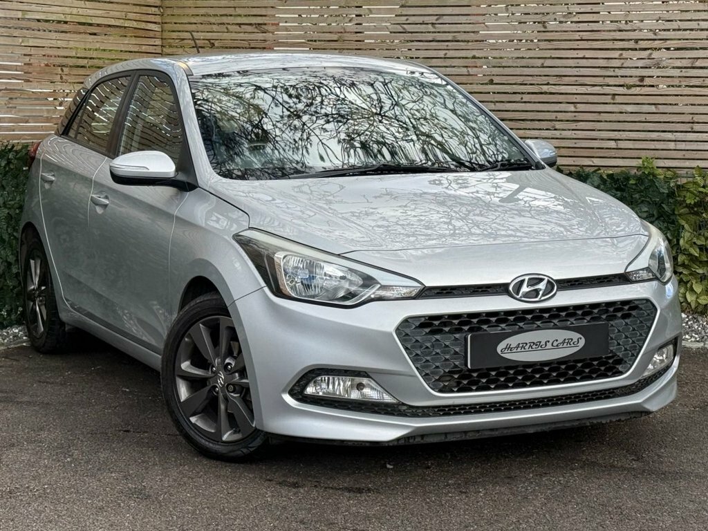 Hyundai I20 1.4L Se K7NLB Silver #2