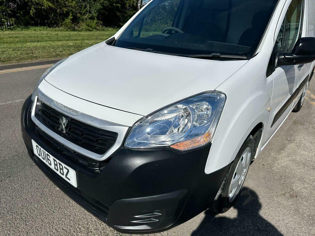 Peugeot Partner 1.6 Hdi 850 S L1 OU16BBZ White #3