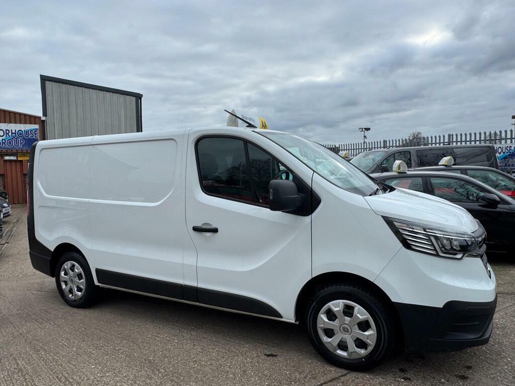 Renault Trafic 2.0 Dci Blue Sl30 Business L1 H1 Euro 6 S S YK72ZWE White #4