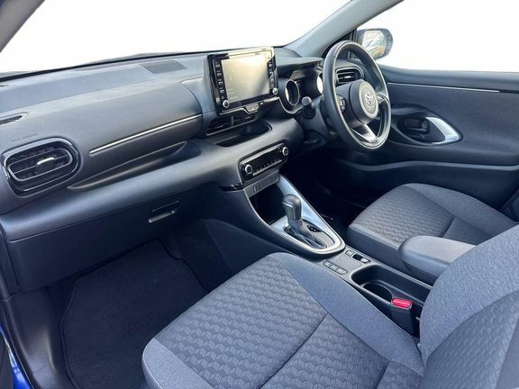 Toyota Yaris Design PG73XXB Blue #5