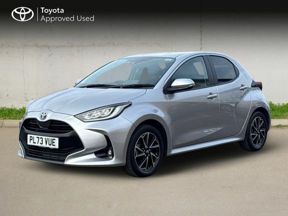 Toyota Yaris Design PL73VUE Silver #3