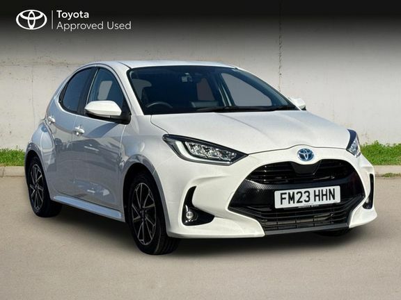 Toyota Yaris Design White