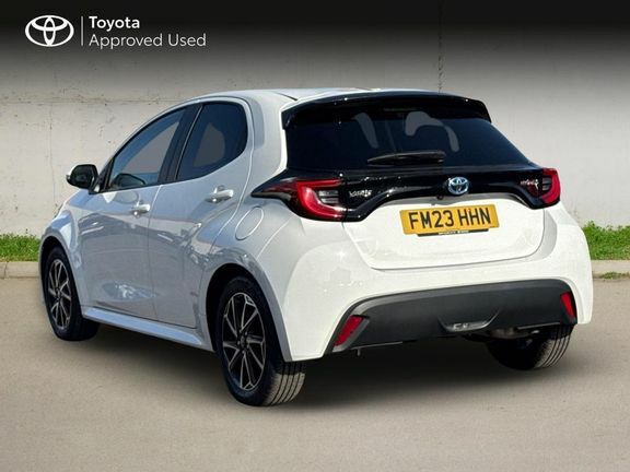 Toyota Yaris Design FM23HHN White #4
