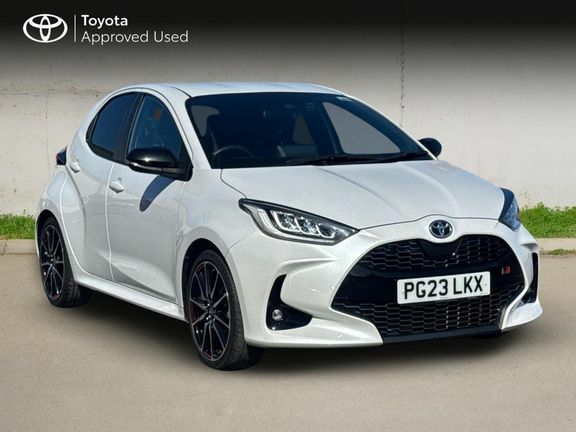 Toyota Yaris Gr Sport White
