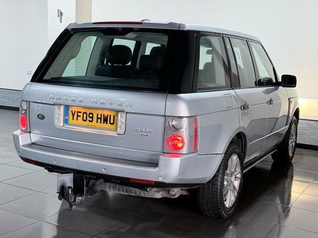 Land Rover Range Rover 3.6 Td V8 Vogue Station Wagon Silver #2