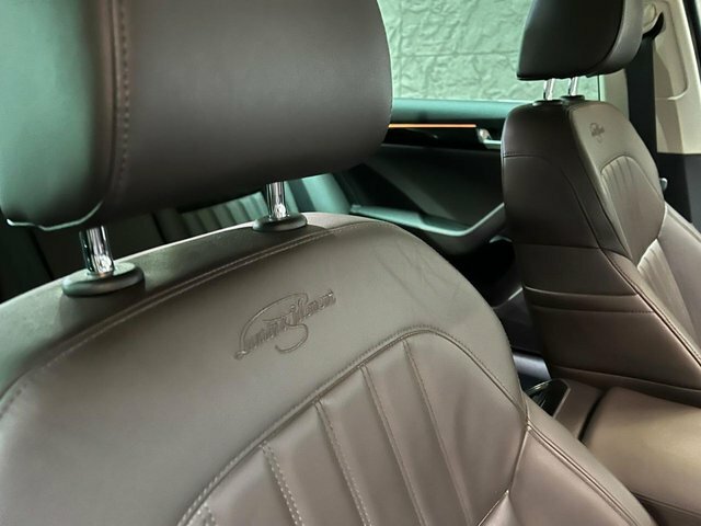 Skoda Superb Hatchback LT18CFE Brown #4