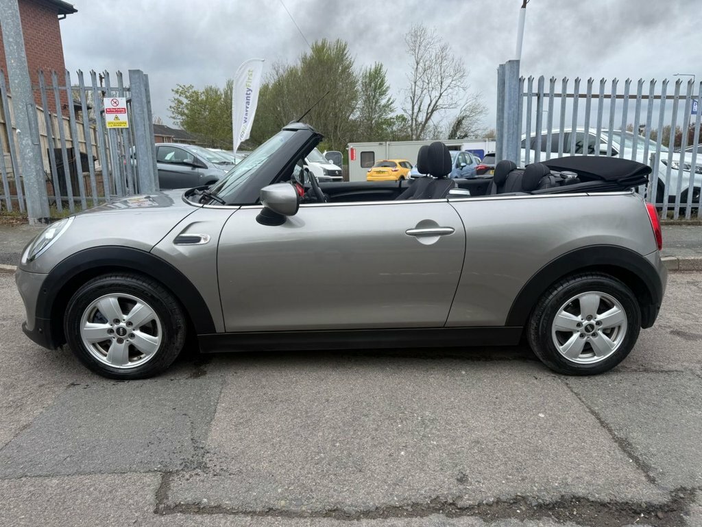 Mini Convertible 1.5L Cooper Classic Silver #6