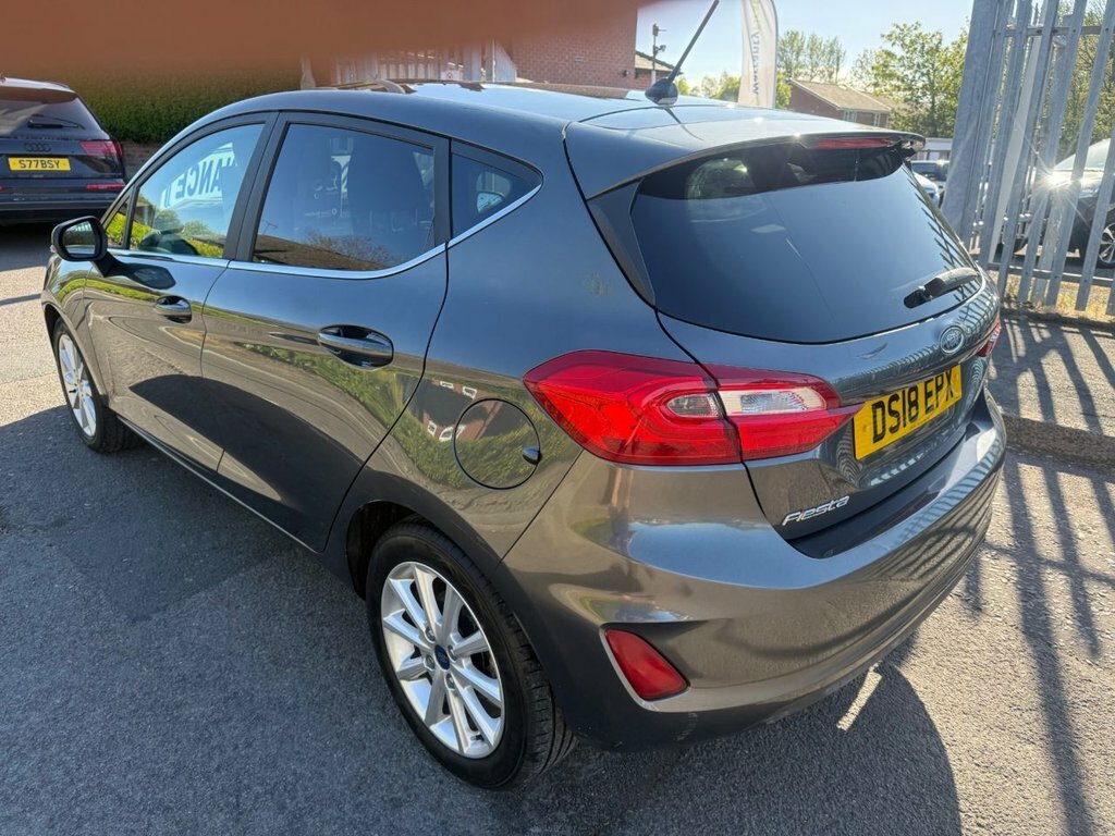 Ford Fiesta 1L Titanium DS18EPX Grey #4