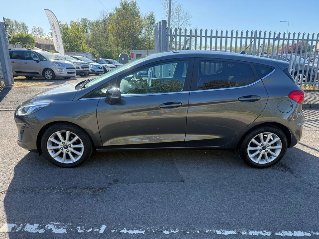 Ford Fiesta 1L Titanium DS18EPX Grey #5