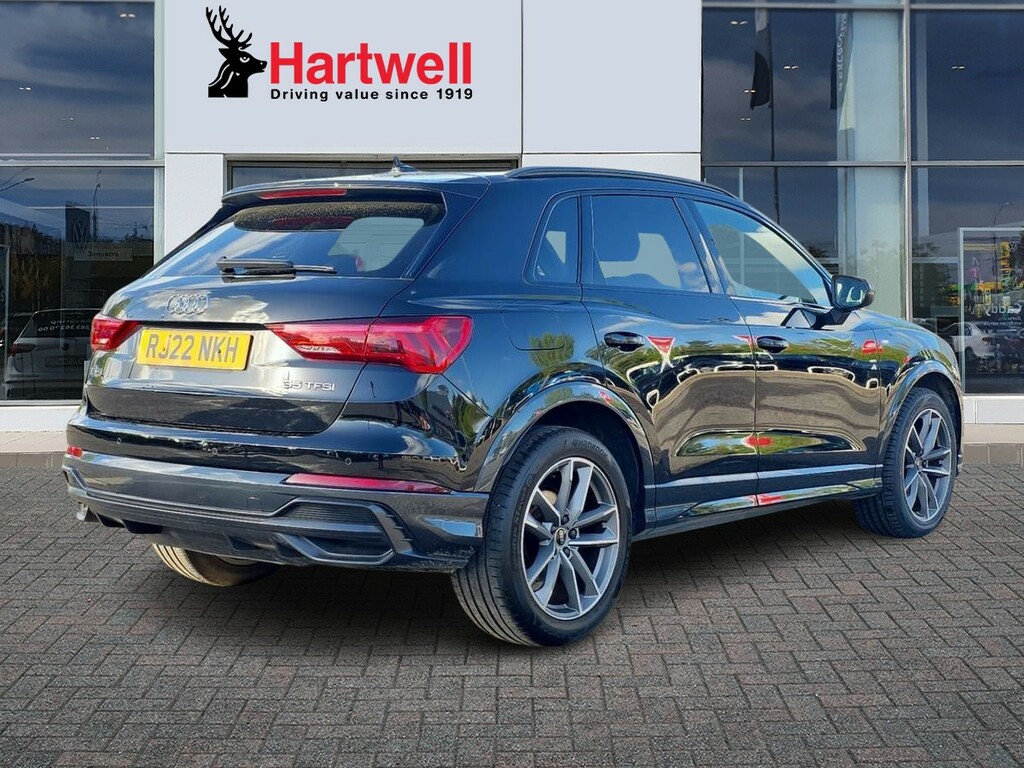 Audi Q3 1.5 Tfsi Cod 35 Black Edition Suv S Tro RJ22NKH Black #3
