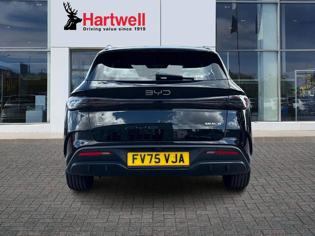 Byd Seal 1.5 10Kwh Boost Estate Plug-in Hybrid C FV75VJA Black #4
