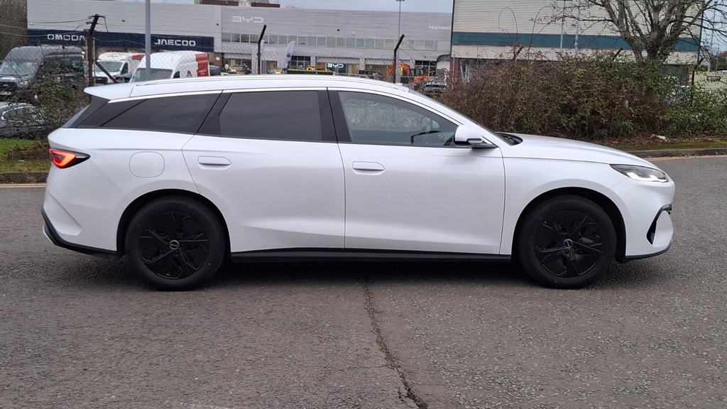 Byd Seal 1.5 10Kwh Boost Estate Plug-in Hybrid C V075ZDP White #2