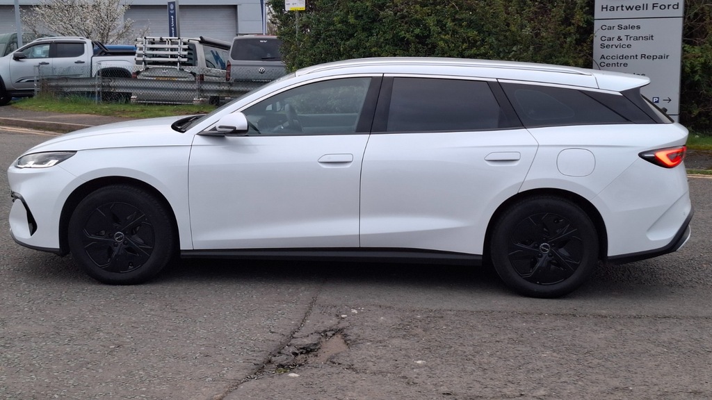 Byd Seal 1.5 10Kwh Boost Estate Plug-in Hybrid C V075ZDP White #6
