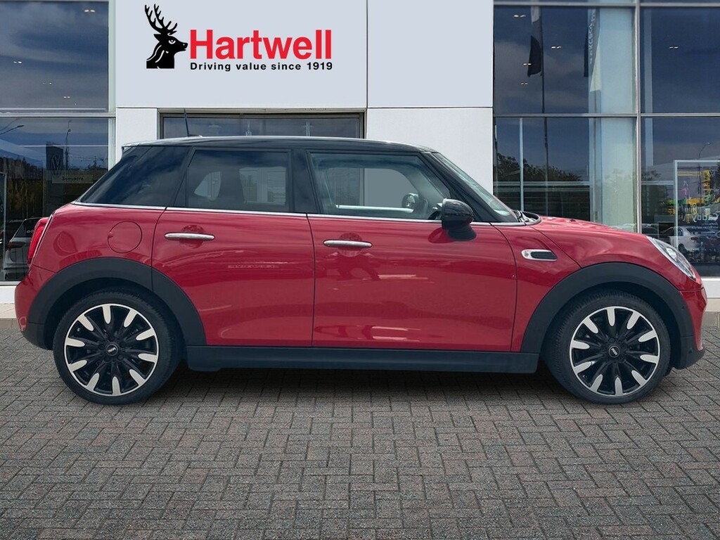 Mini Hatch 1.5 Cooper Exclusive Hatchback E YC19SYH Red #2