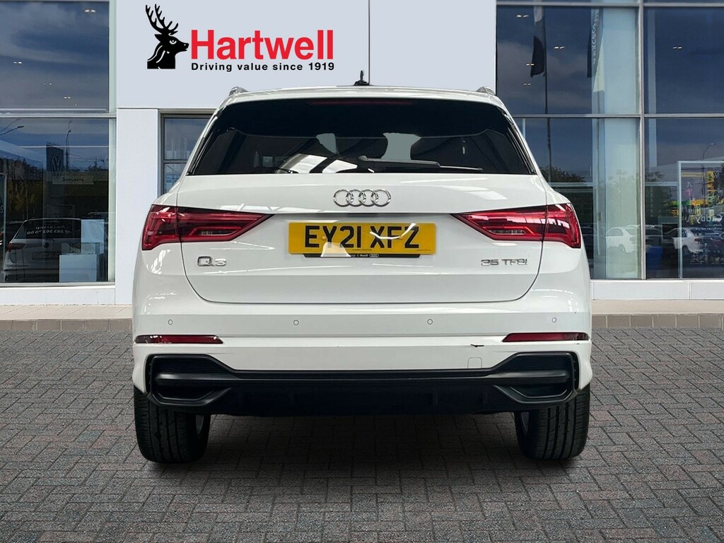 Audi Q3 1.5 Tfsi Cod 35 S Line Suv S Tronic Eur EY21XFZ White #4