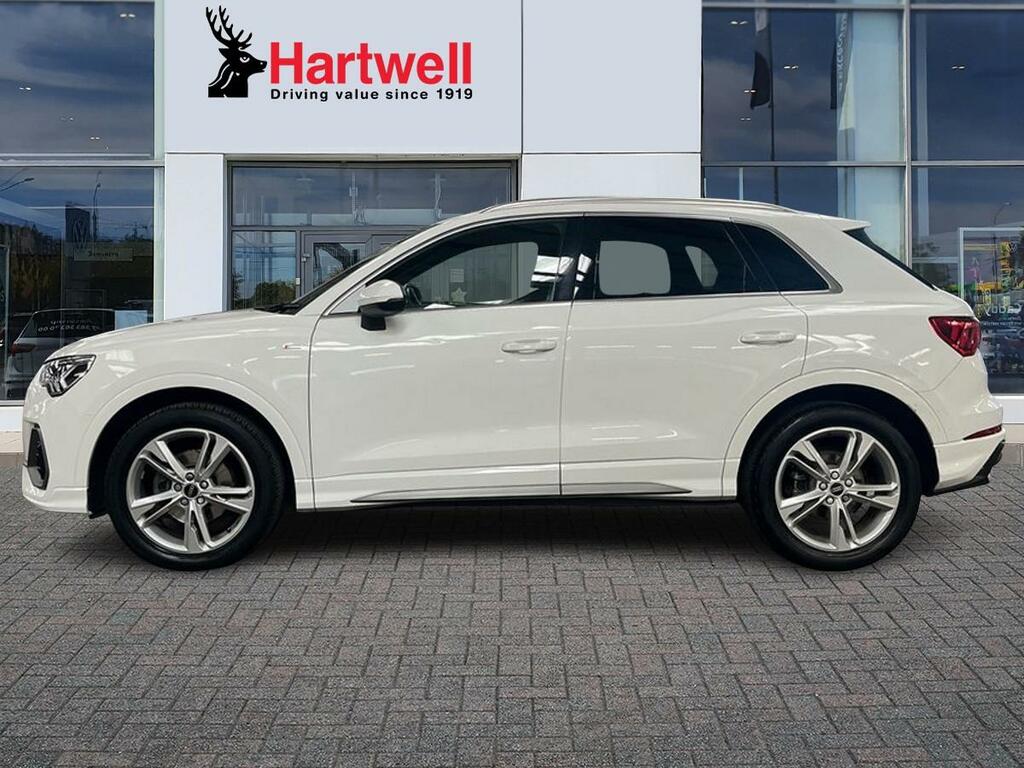 Audi Q3 1.5 Tfsi Cod 35 S Line Suv S Tronic Eur EY21XFZ White #6
