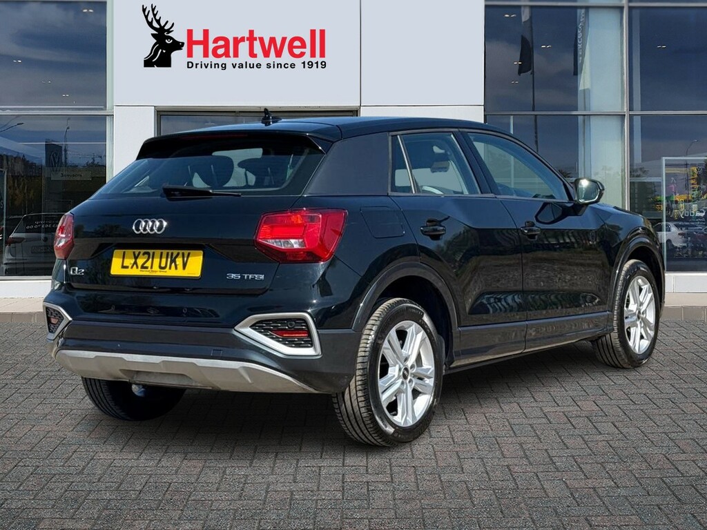 Audi Q2 1.5 Tfsi Cod 35 Sport Suv S Tronic Euro LX21UKV Black #3