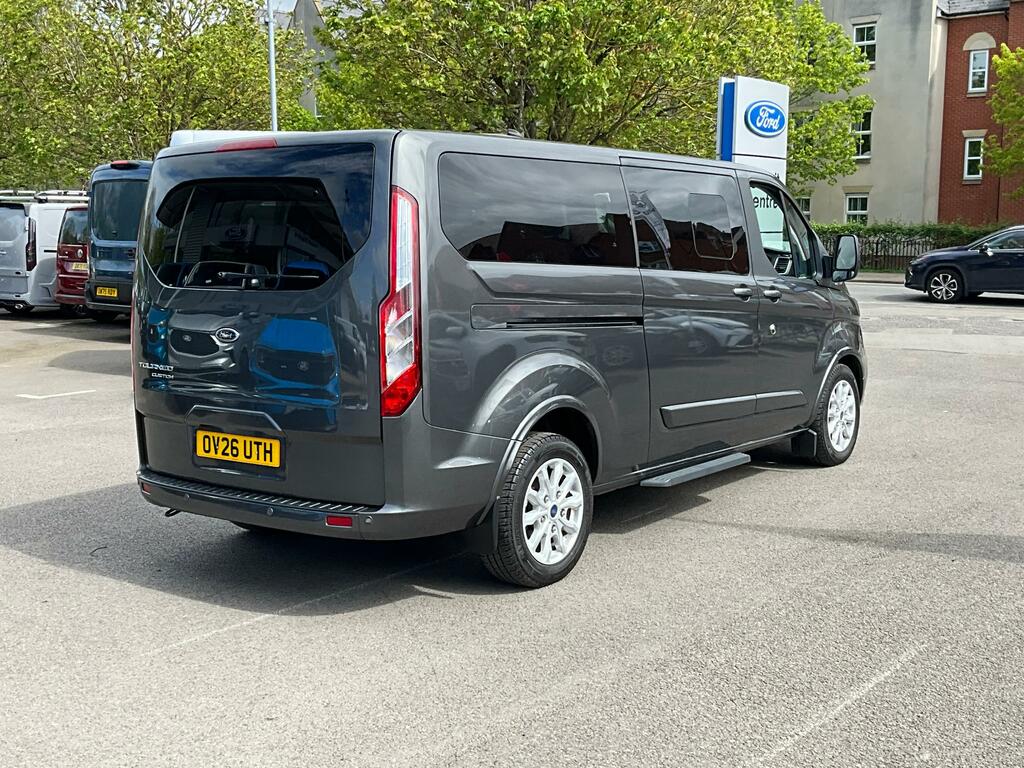 Ford Tourneo Custom 2.0 320 Ecoblue Titanium Minibus Double Cab Di  #3