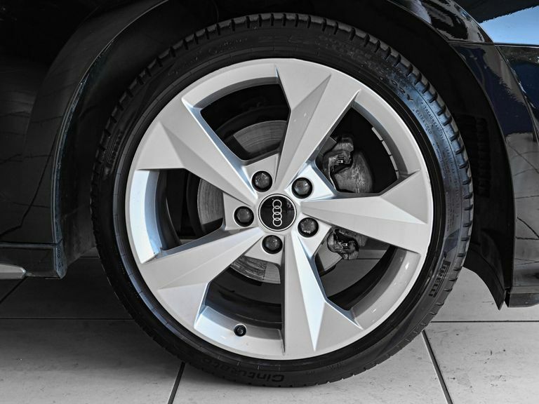 Audi A3 35 Tfsi S Line S Tronic DG72FSK Black #6