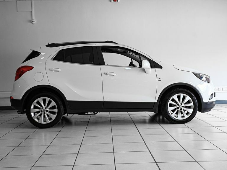 Vauxhall Mokka X 1.4T Elite Nav 4Wd DU68XHT White #4
