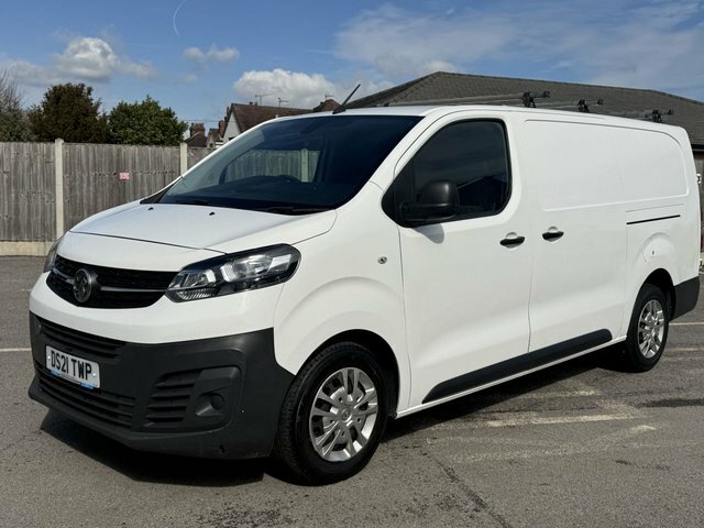 Vauxhall Vivaro 1.5 Turbo D 2900 Dynamic Panel Van 6Dr Manu White
