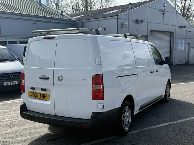 Vauxhall Vivaro 1.5 Turbo D 2900 Dynamic Panel Van 6Dr Manu DS21TWP White #5